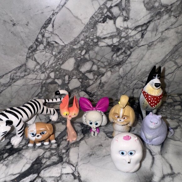 Lot Of 11 The Secret Life Of Pets 2 Figures Tiger Dog Rooster Tiny Daisy Gidget - Picture 3 of 4